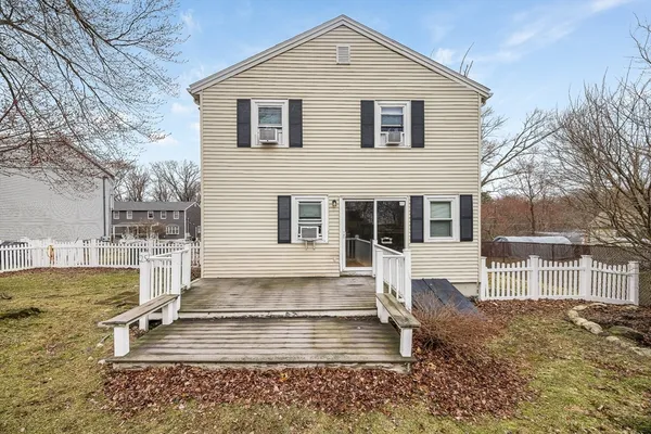 $3,000 | 25 Enfield Street, Unit 1, North Andover, MA 01845