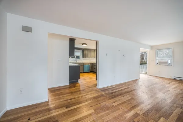 $3,000 | 25 Enfield Street, Unit 1, North Andover, MA 01845