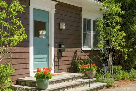 $2,725,000 | 84 Rodman Street, Narragansett, RI 02882
