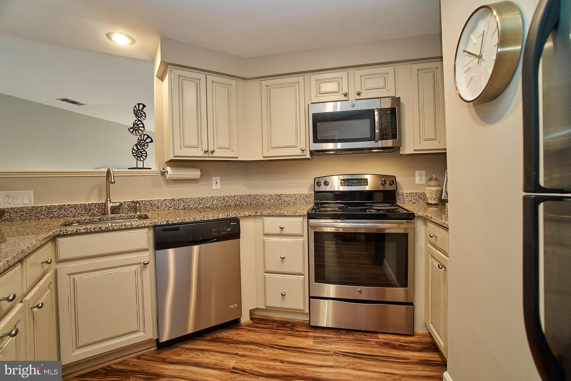 11180 Harbor Court Reston, VA 20191 - Photo 11 of 22 Renovated Kitchen