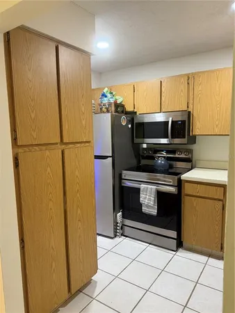 $185,000 | 1236 Pine Ridge Circle West, Unit G3, Tarpon Springs, FL 34688