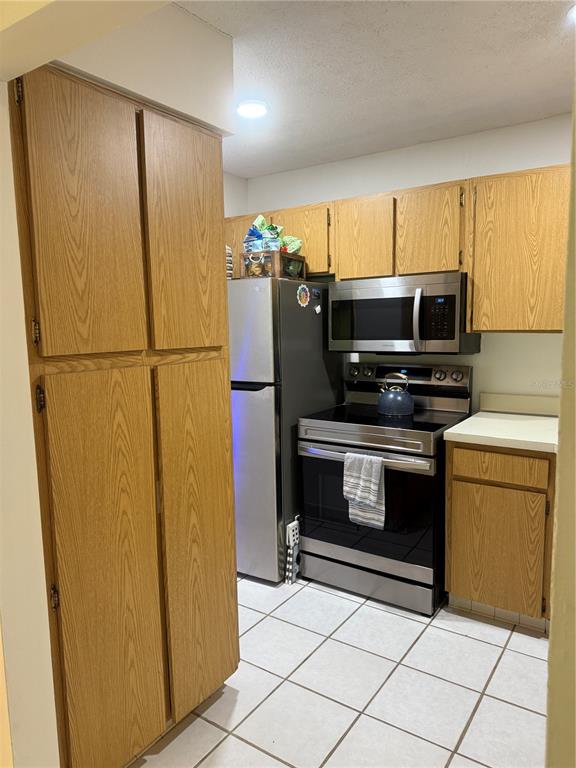 1236 Pine Ridge Circle West, Unit G3 Tarpon Springs, FL 34688 - Photo 2 of 18