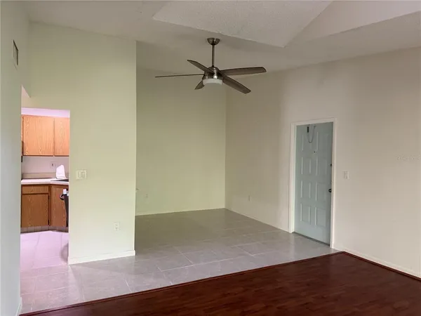 $185,000 | 1236 Pine Ridge Circle West, Unit G3, Tarpon Springs, FL 34688