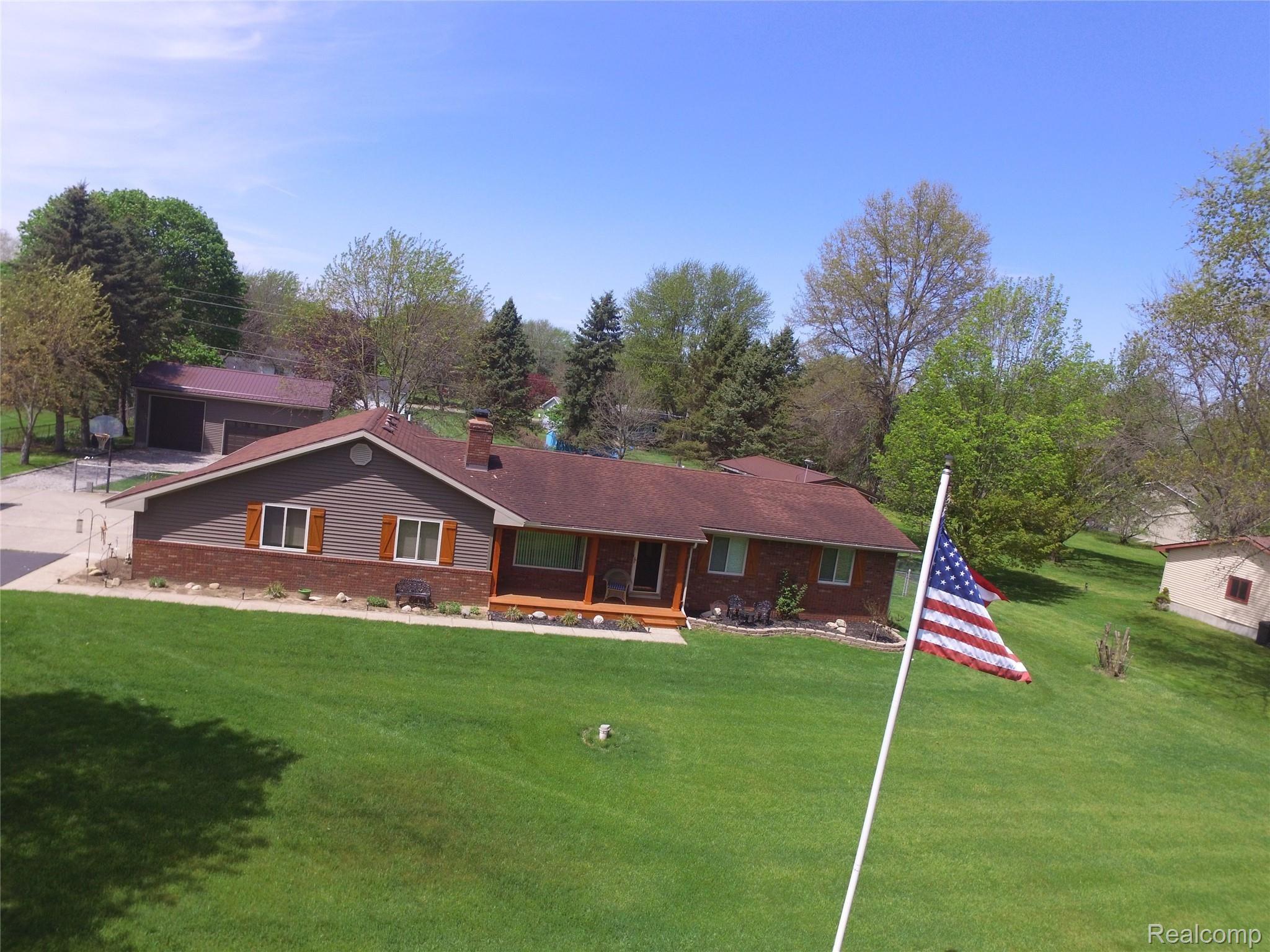 1188 Peavy Road Howell, MI 48843 - Photo 36 of 38 1B602BD3-7D9A-4CDD-B97E-FA6F8BD70C4B.jpeg