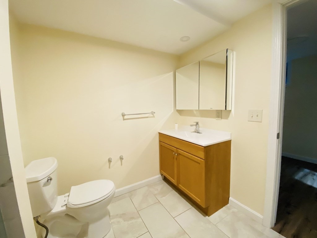 11 Selwyn Road Braintree, MA 02184 - Photo 13 of 15