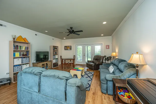 $684,000 | 1512 Eagle Landing Boulevard, Hanahan, SC 29410