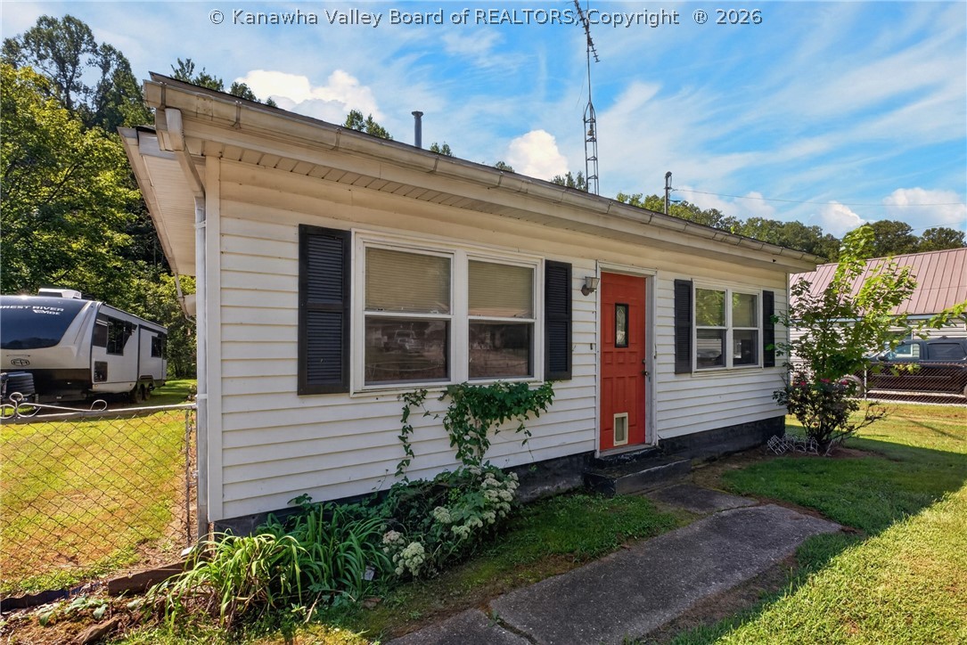 374 Utah Road Ravenswood, WV 26164 - Photo 4 of 9 Gallery Image 4