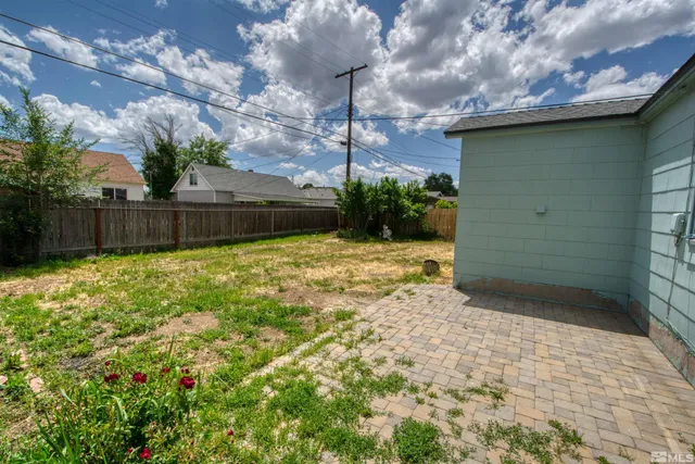 $2,325 | 255 G. Street, Sparks, NV 89431