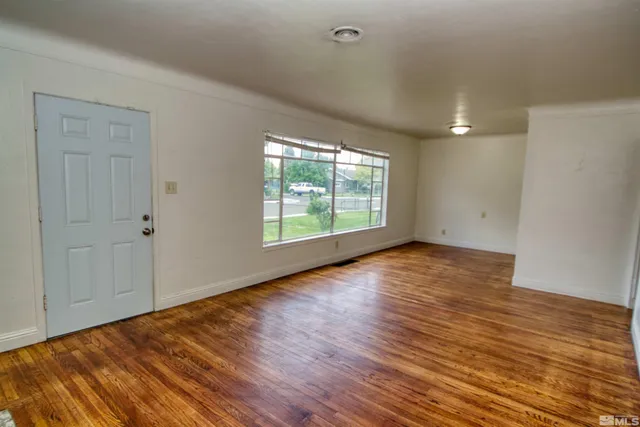 $2,325 | 255 G. Street, Sparks, NV 89431