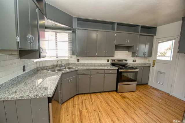 $2,325 | 255 G. Street, Sparks, NV 89431
