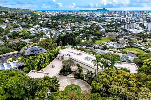 $7,580,000 | 2443 Makiki Heights Drive, Honolulu, HI 96822