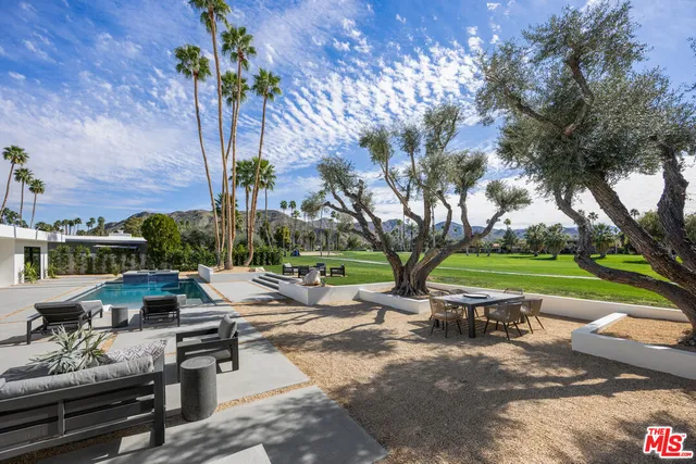 $4,300,000 | 483 East Santiago Way, Palm Springs, CA 92264