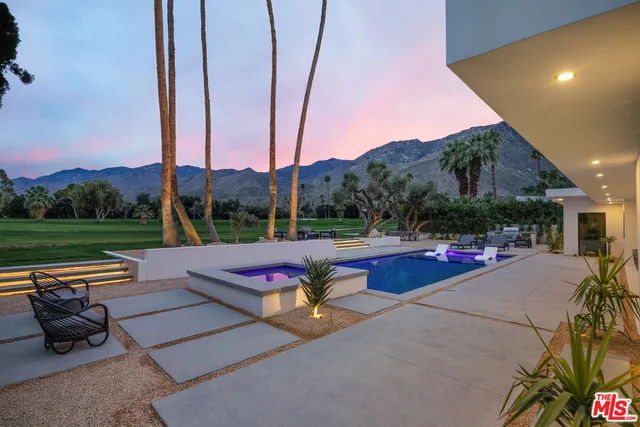 $4,300,000 | 483 East Santiago Way, Palm Springs, CA 92264