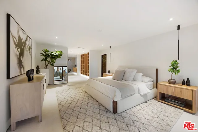 $4,300,000 | 483 East Santiago Way, Palm Springs, CA 92264