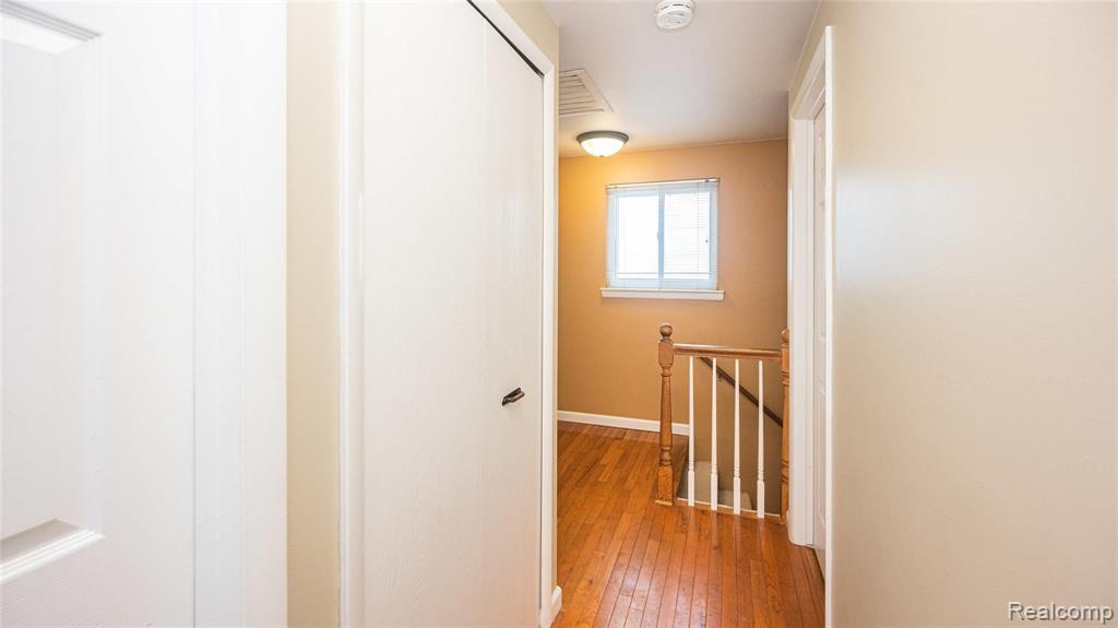 101 Dalton Drive Rochester Hills, MI 48307 - Photo 18 of 44