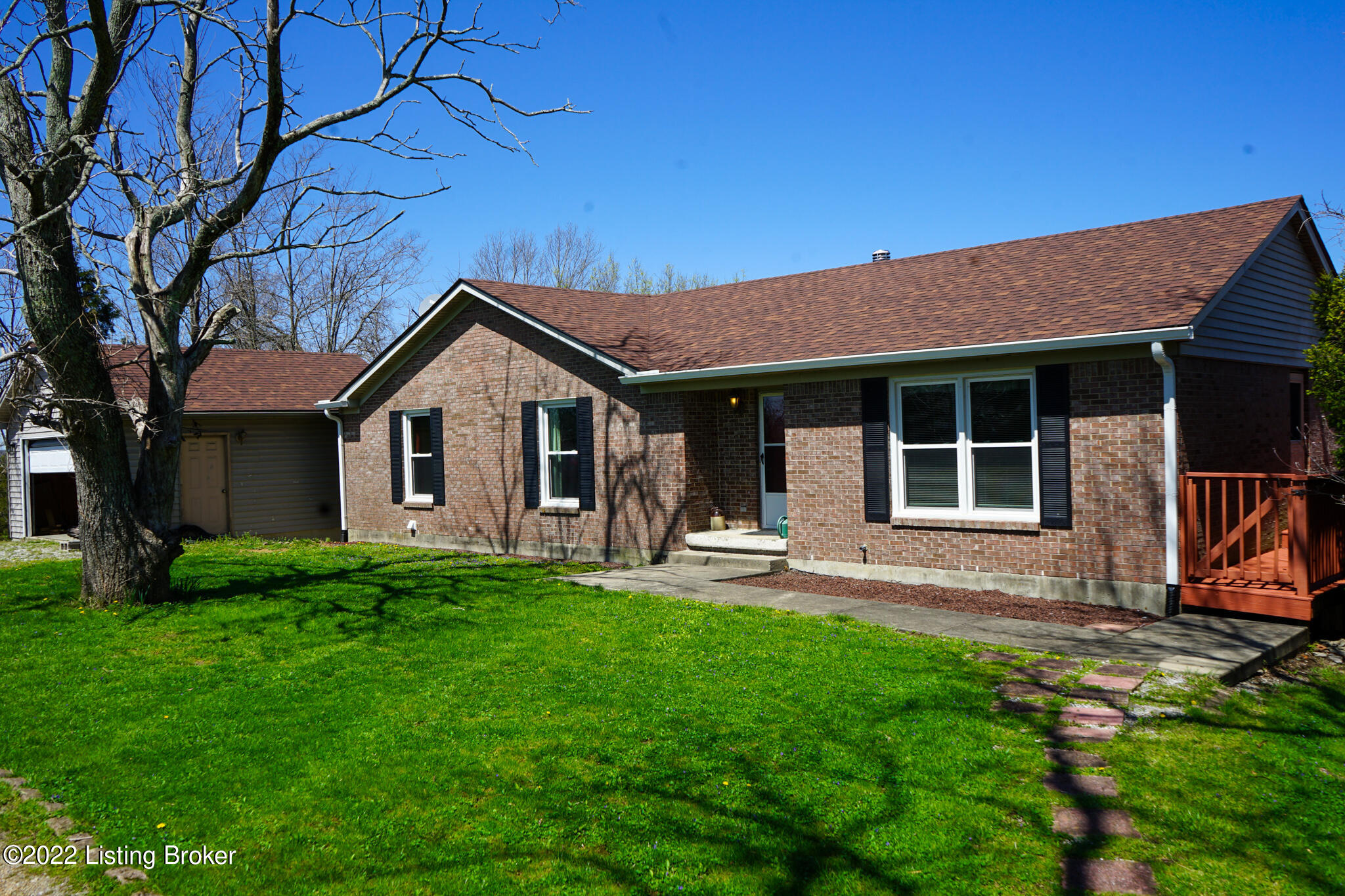 200 Harold Clifton Road Carrollton, KY 41008 - Photo 1 of 58 Front of home