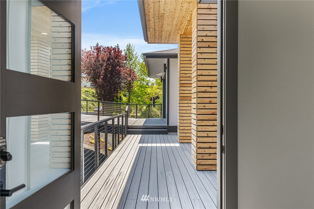320 Vernon Road Lake Stevens, WA 98258 - Photo 3 of 40 Gallery Image 3
