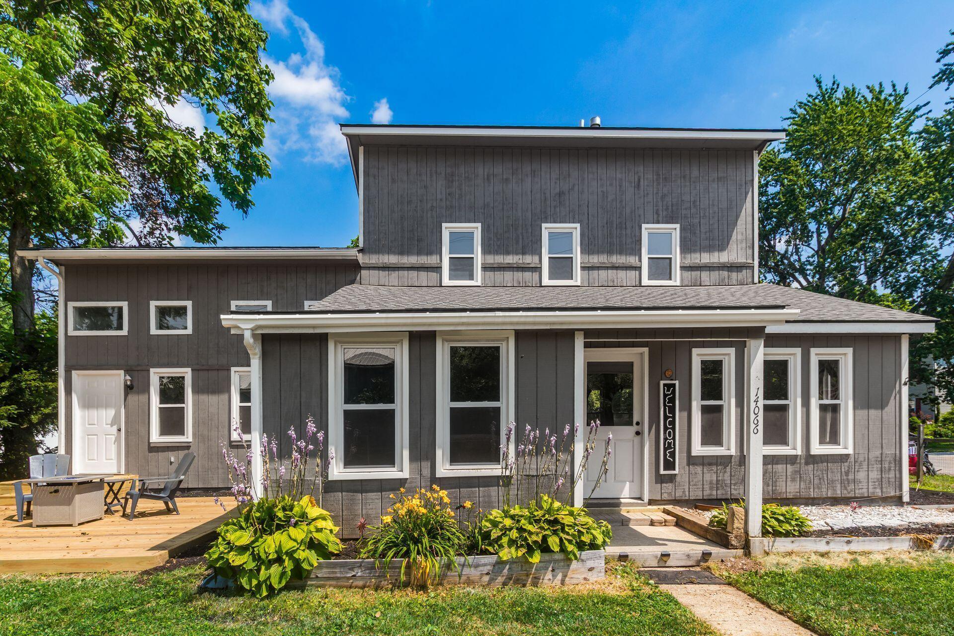 14066 Cleveland Road Southwest Pataskala, OH 43062 - Photo 4 of 37 Front