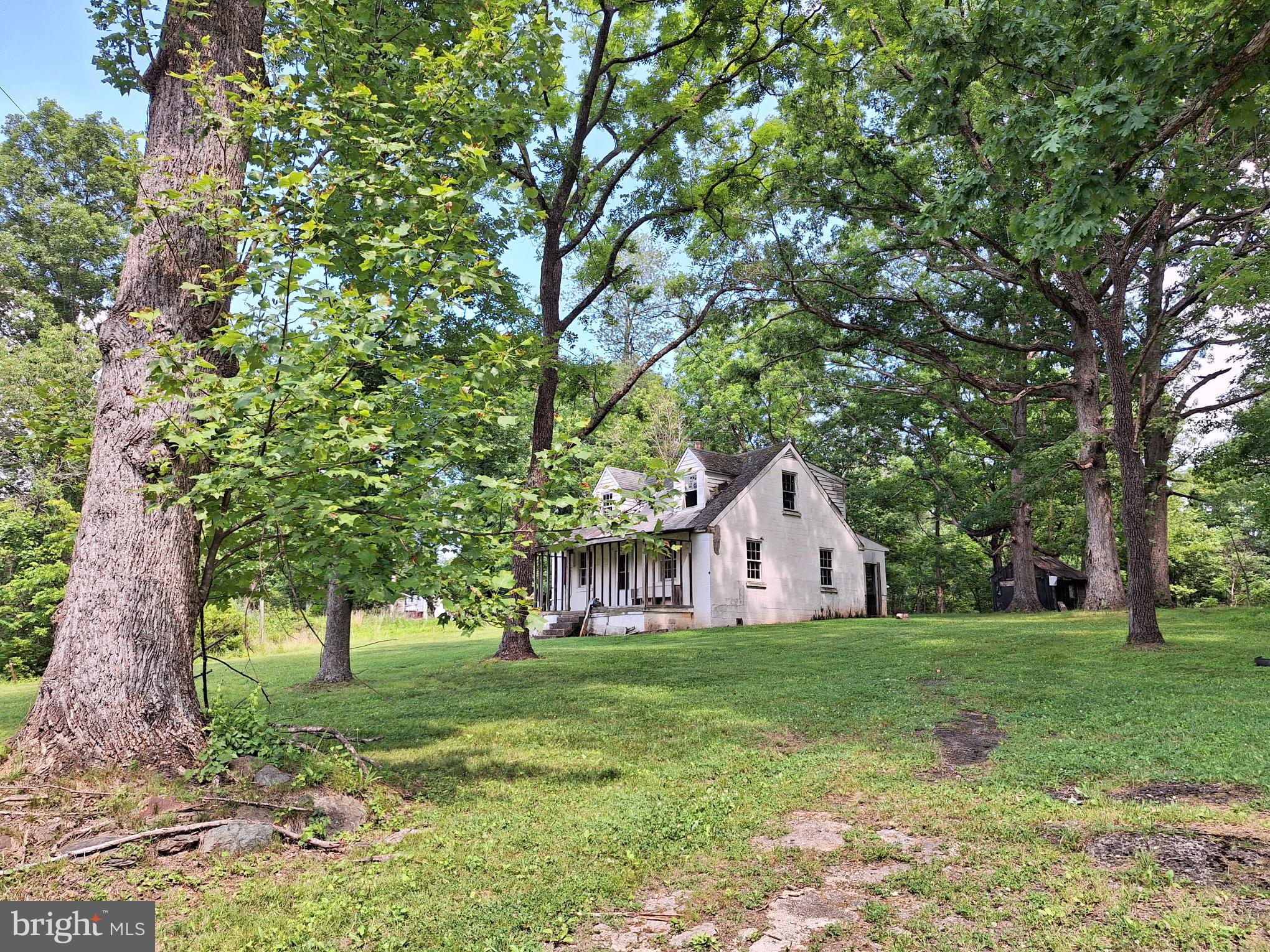 9499 Old Waterloo Road Warrenton, VA 20186 - Photo 3 of 19