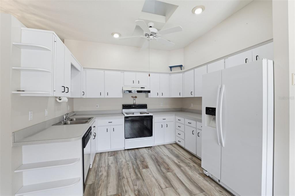 3554 South Belgrave Drive Inverness, FL 34452 - Photo 7 of 48