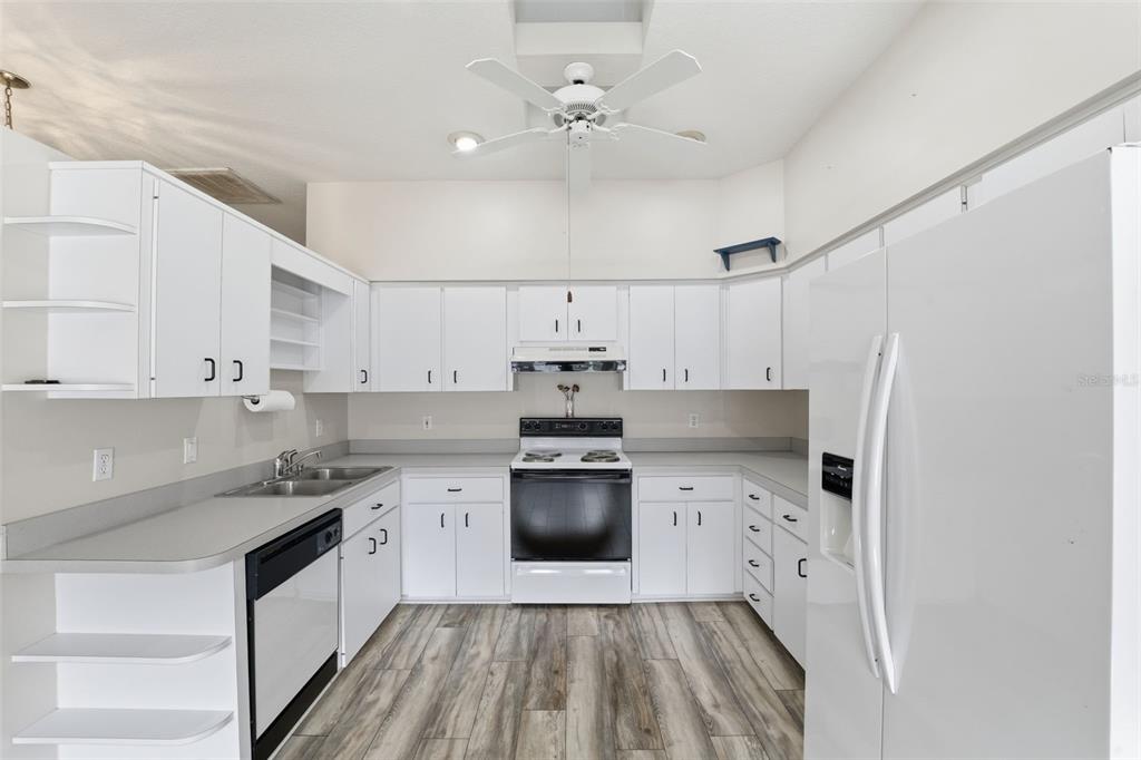 3554 South Belgrave Drive Inverness, FL 34452 - Photo 8 of 48