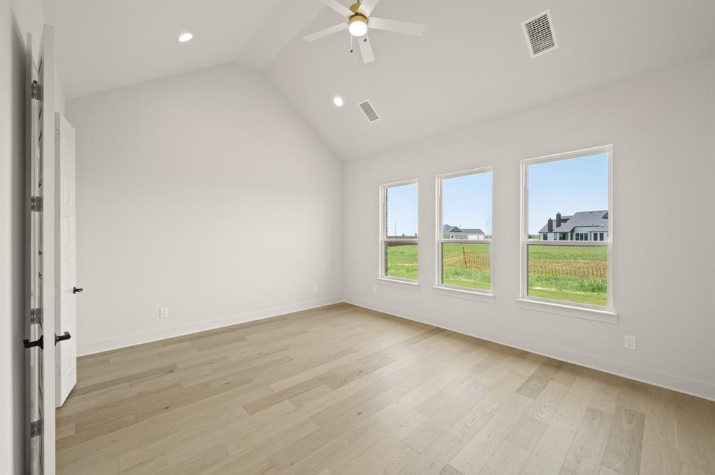 6451 Cedar Elm Road Midlothian, TX 76065 - Photo 19 of 39 6451 Cedar Elm- Primary Suite-8972