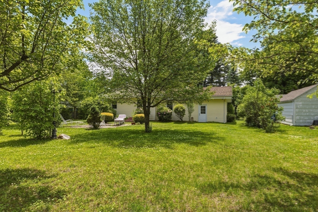 110 Parkerview Street Springfield, MA 01129 - Photo 30 of 32