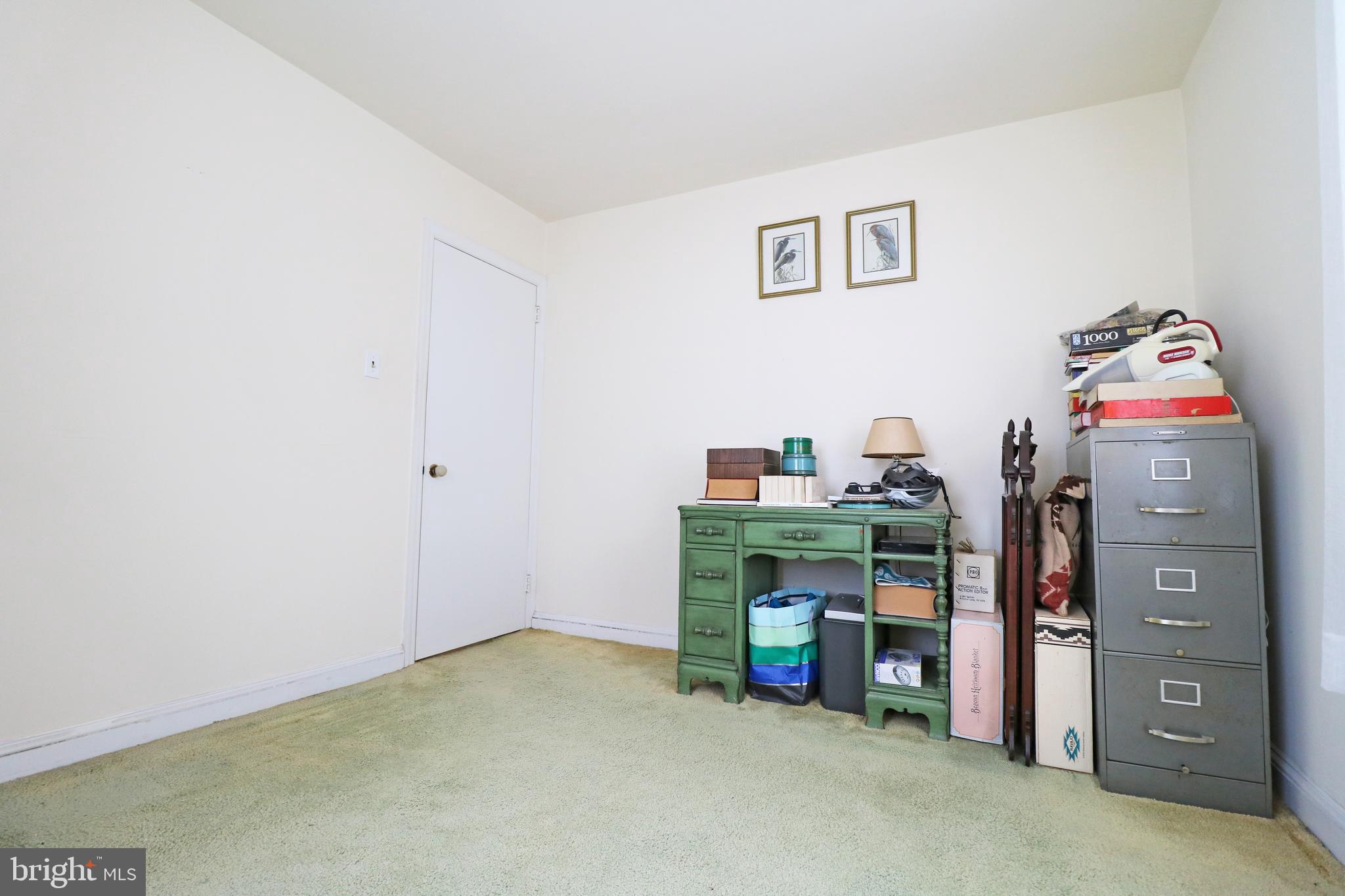 530 Hempstead Road Springfield, PA 19064 - Photo 14 of 36 a view of room with window