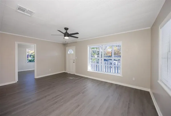 $1,995 | 1530 South Martin Luther King Junior Avenue, Clearwater, FL 33756