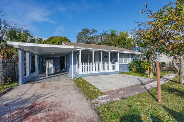 $2,195 | 1530 South Martin Luther King Junior Avenue, Clearwater, FL 33756