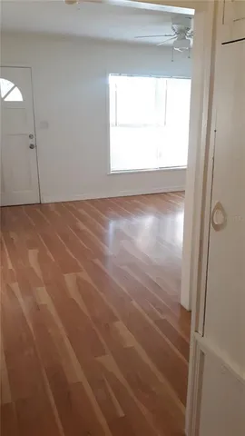 a view of empty room with window