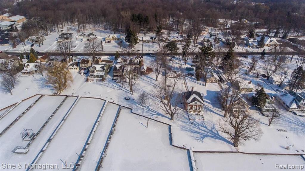 3221 Pointe Tremble Road Algonac, MI 48001 - Photo 9 of 14