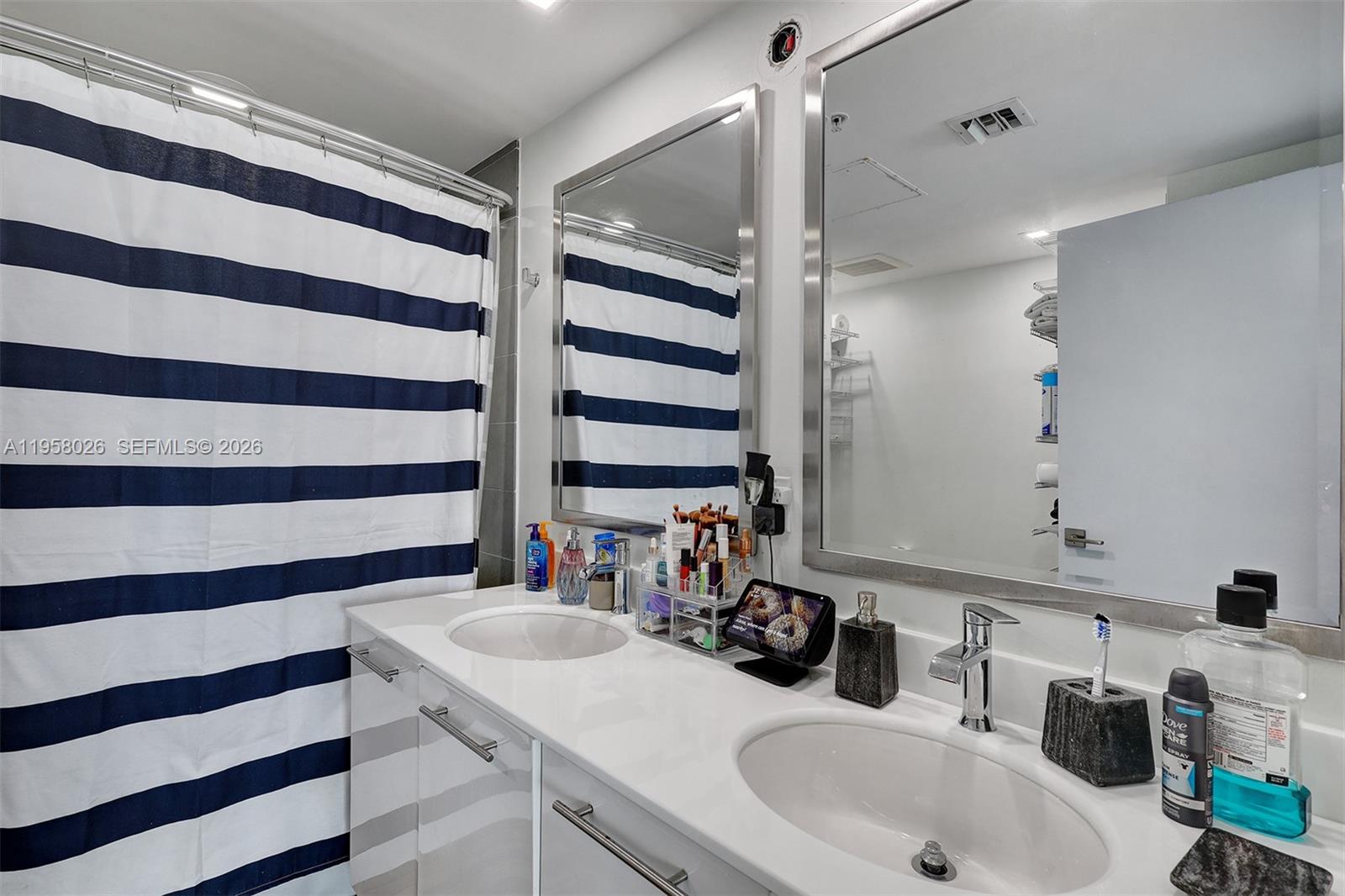 92 Southwest 3rd Street, Unit 3108 Miami, FL 33130 - Photo 7 of 10