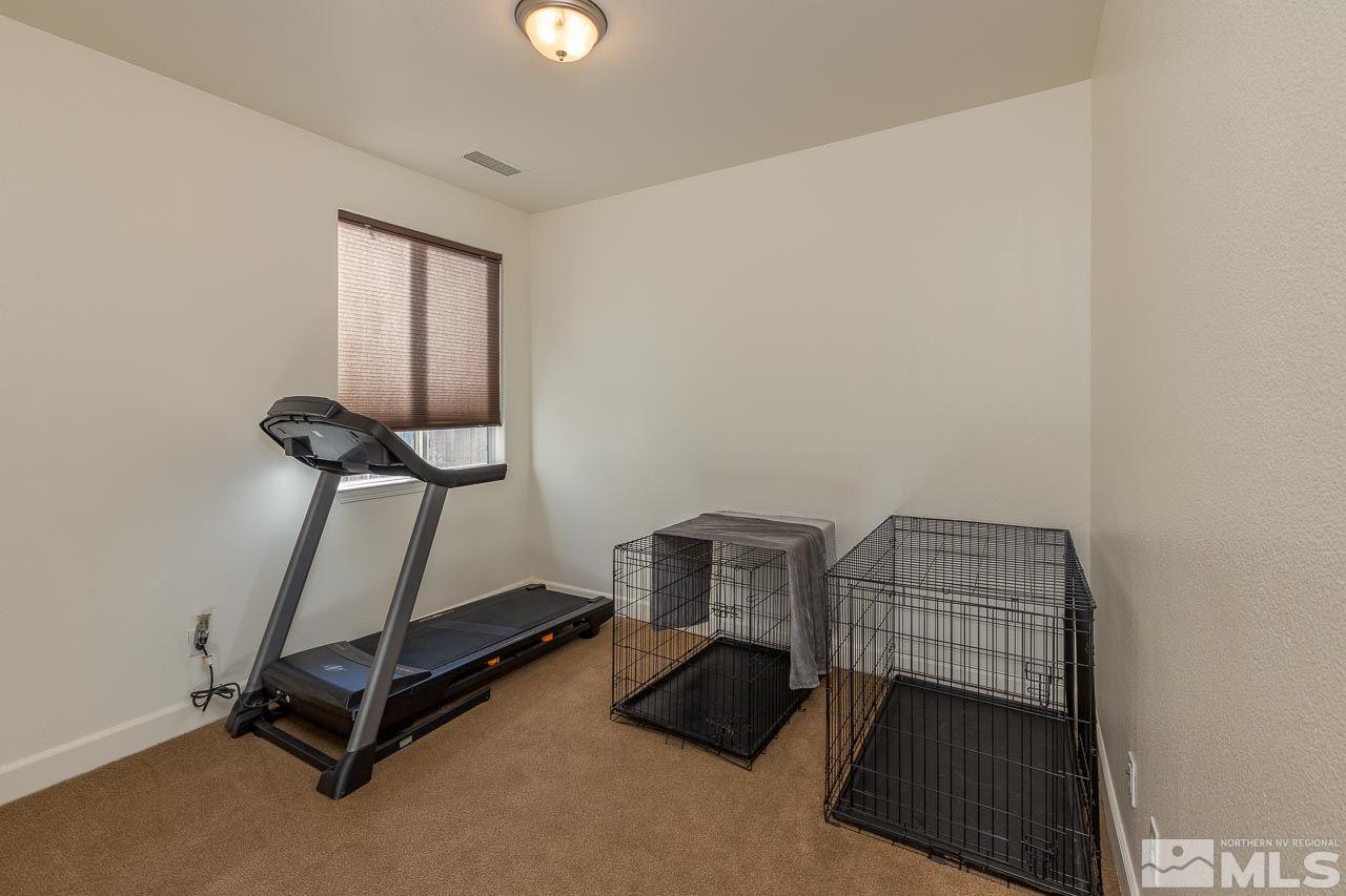 9150 Sunrock Road Reno, NV 89521 - Photo 10 of 19 a room with gym equipment