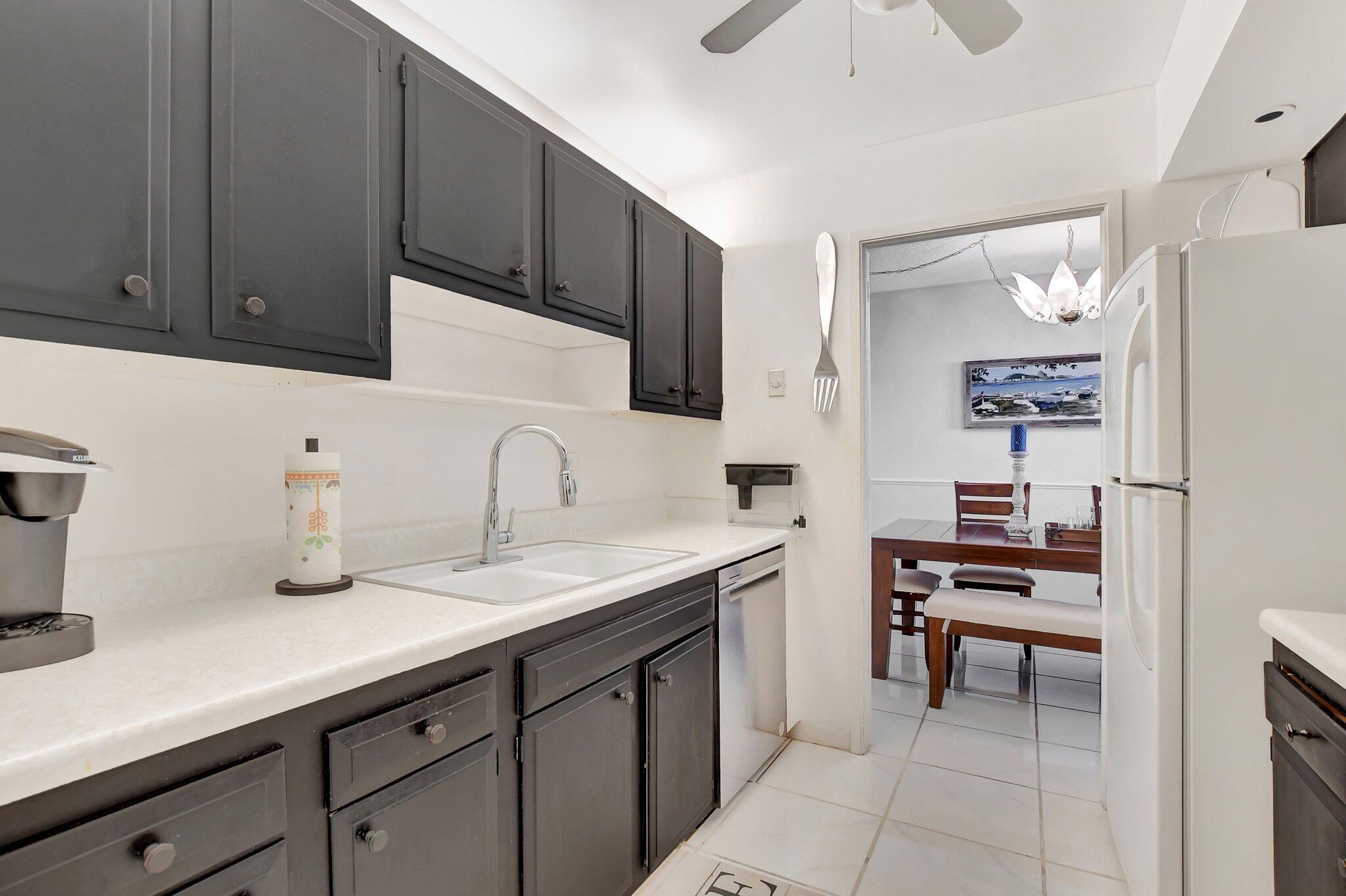 2121 North Ocean Boulevard, Unit 1406W Boca Raton, FL 33431 - Photo 14 of 55 9-web-or-mls-DSC_3321