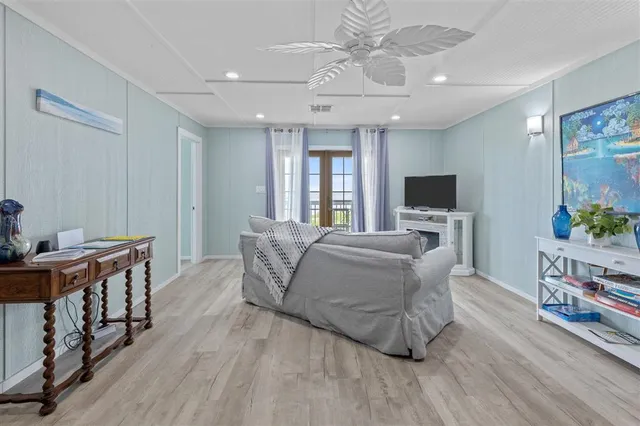 $375,000 | 122 Beach Boulevard, Cameron, LA 70631