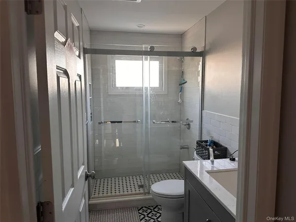 $3,600 | 84 Commonwealth Avenue, Merrick, NY 11566