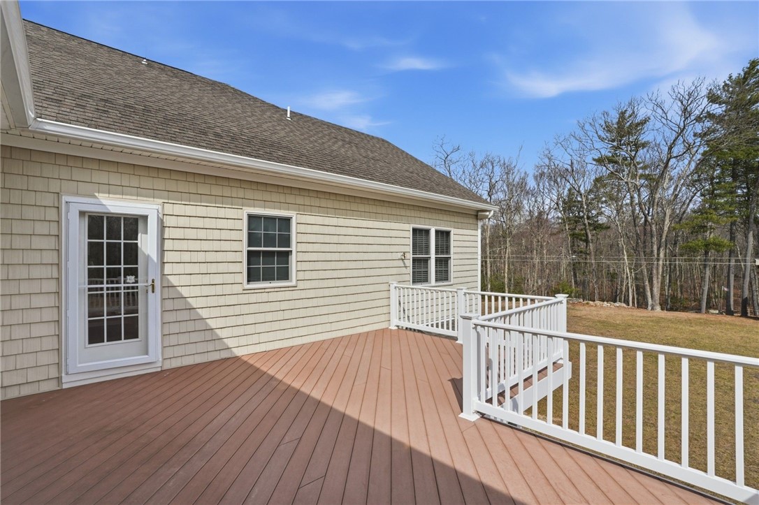 320 Franklin Road Coventry, RI 02816 - Photo 7 of 46 Gallery Image 7