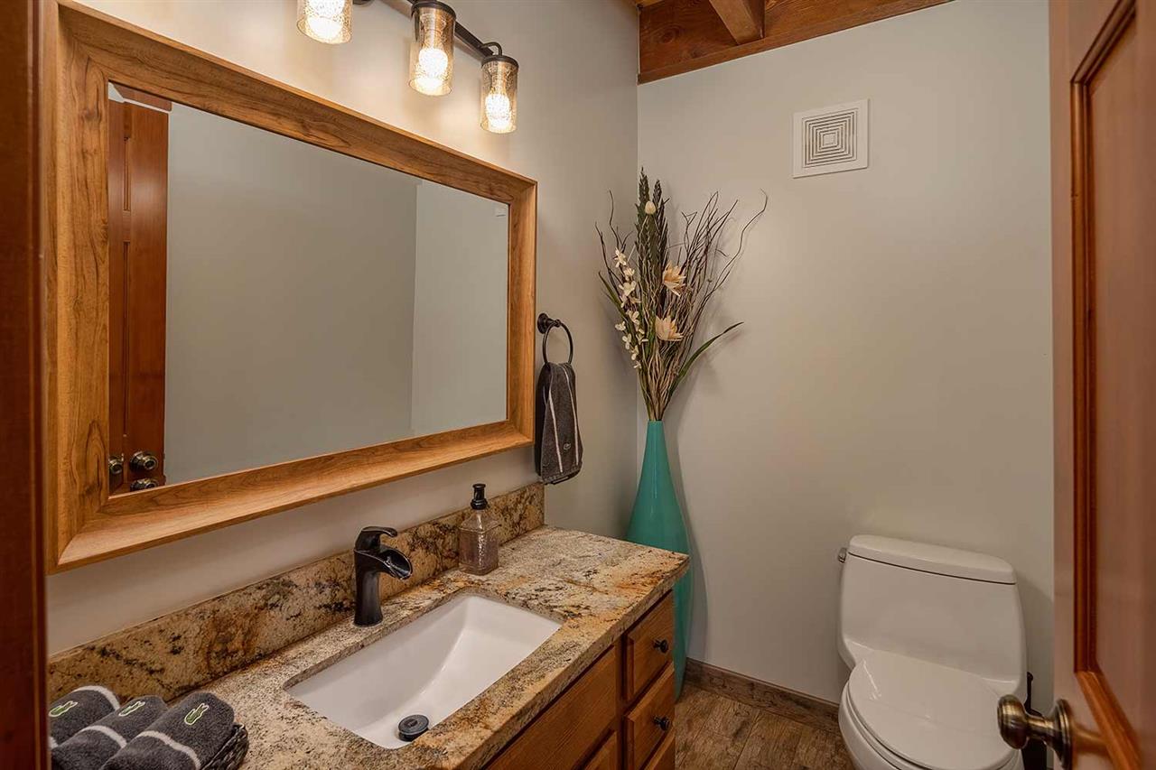 14506 Tyrol Road Truckee, CA 96161 - Photo 9 of 21 Gallery Image 9