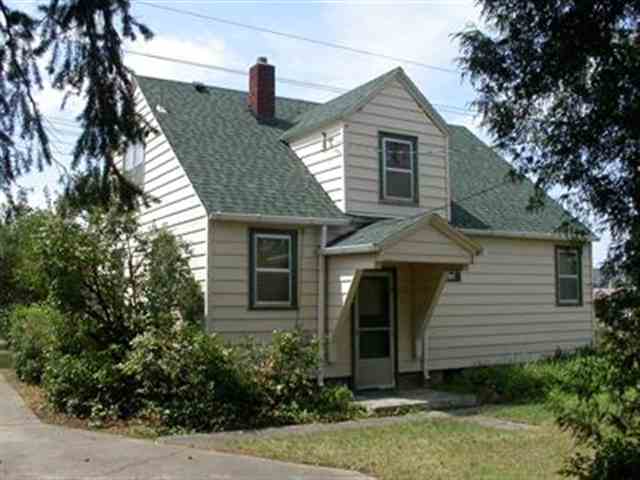 2922 North Locust Road Spokane, WA 99206 - Photo 2 of 8