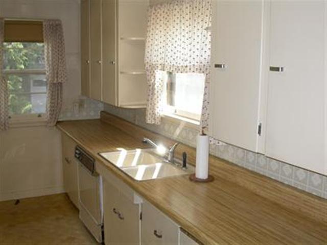 2922 North Locust Road Spokane, WA 99206 - Photo 4 of 8