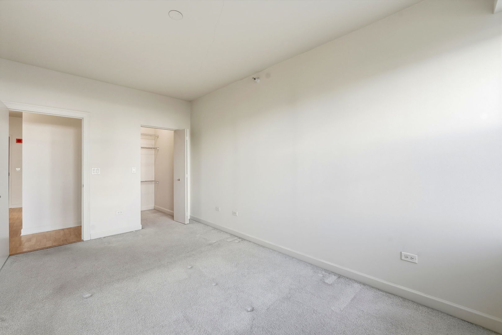 451 West Huron Street, Unit 702 Chicago, IL 60654 - Photo 11 of 23