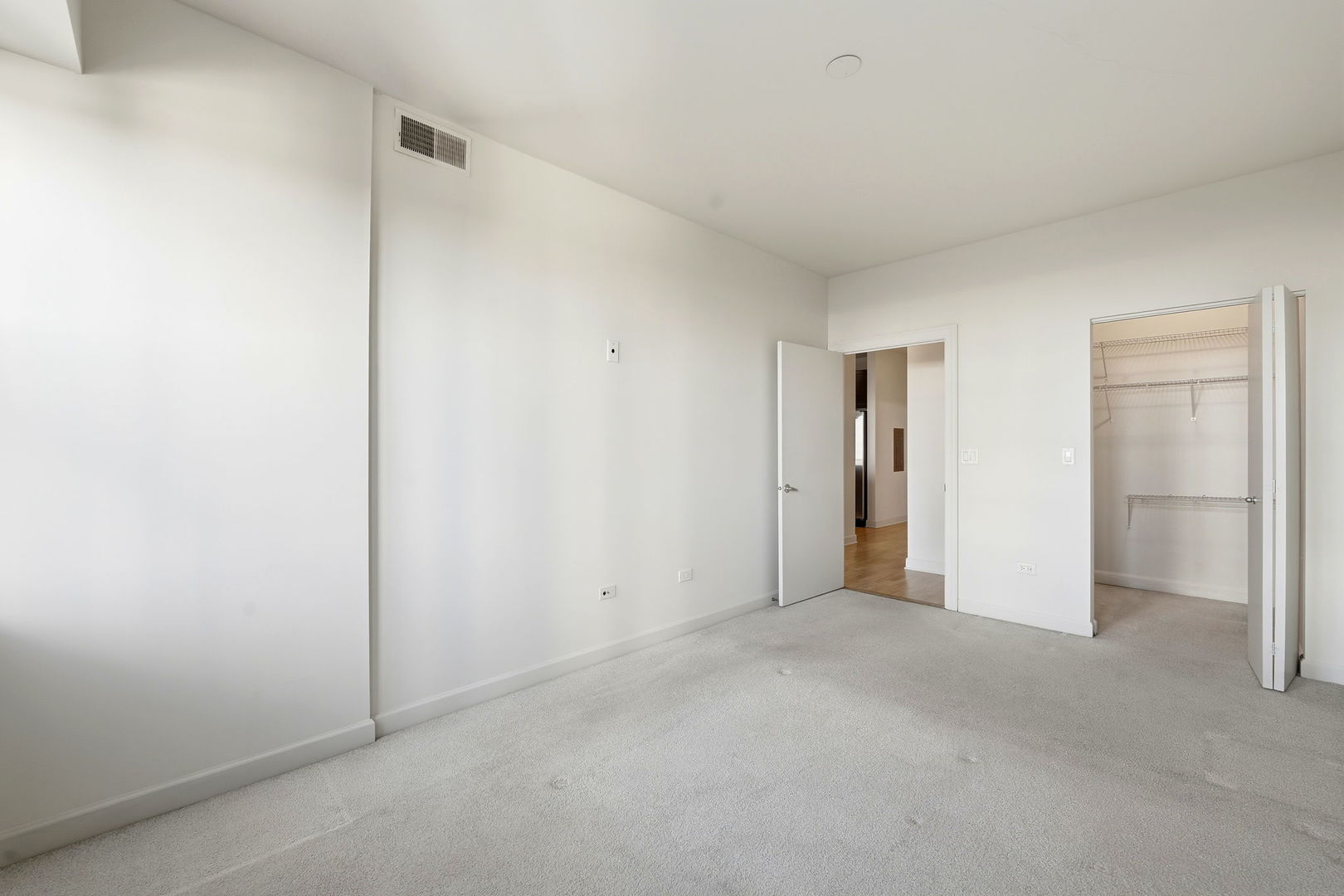 451 West Huron Street, Unit 702 Chicago, IL 60654 - Photo 12 of 23