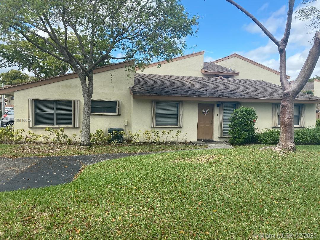 11537 Southwest 109th Road Miami, FL 33176 - Photo 1 of 12 Gallery Image 1