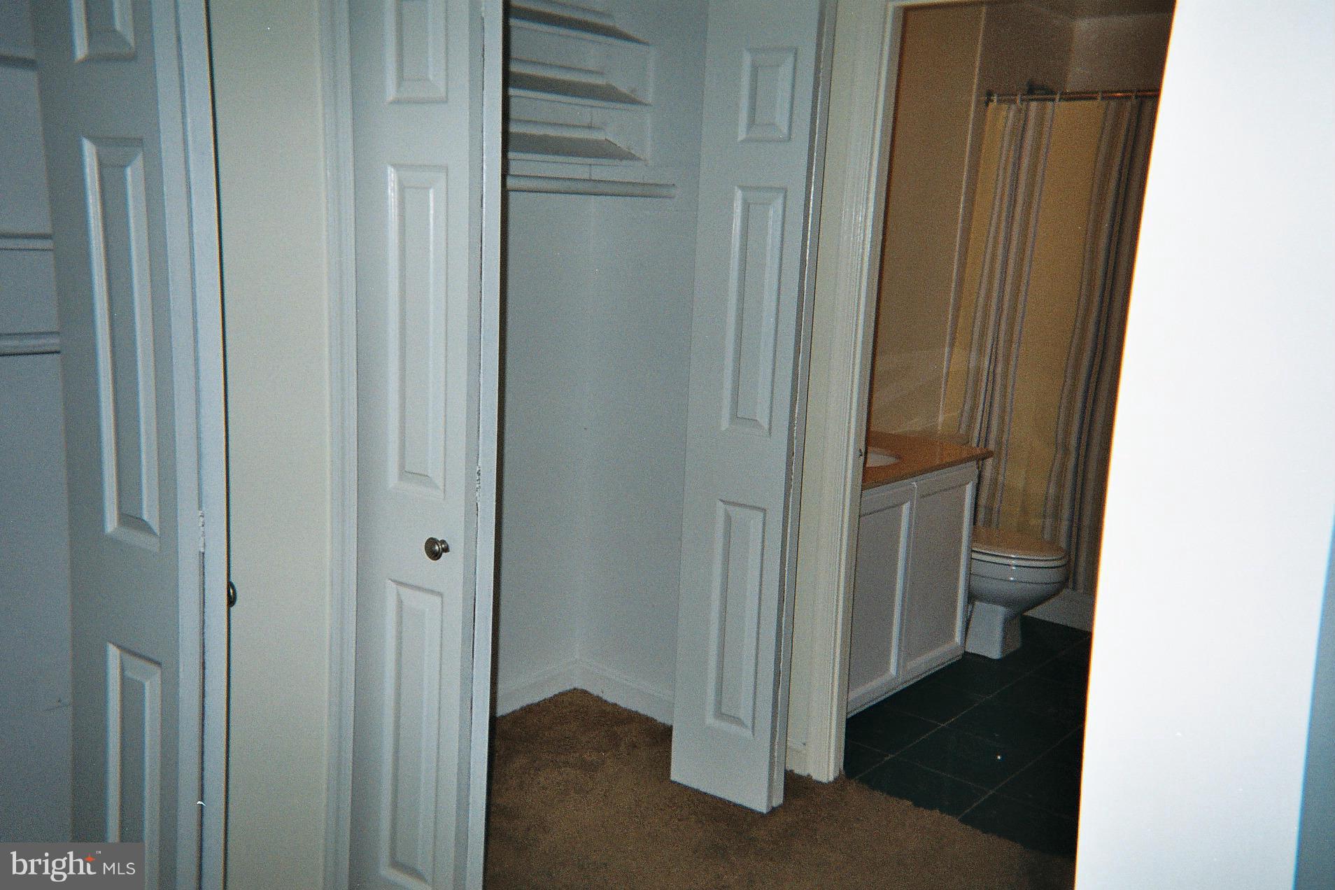 5712 Roland Avenue, Unit 3C Baltimore, MD 21210 - Photo 15 of 17 Interior (General)
