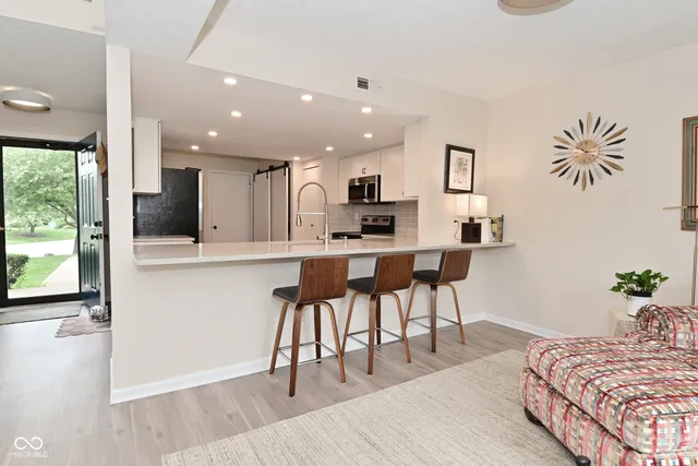 $2,000 | 9477 Aberdare Drive, Indianapolis, IN 46250