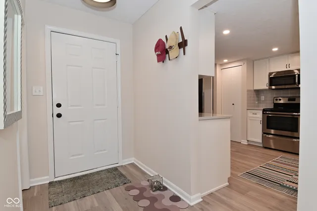 $2,000 | 9477 Aberdare Drive, Indianapolis, IN 46250