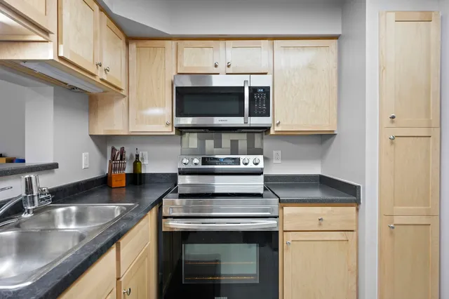 $239,900 | 7102 Flagship, Unit 2, Madison, WI 53719