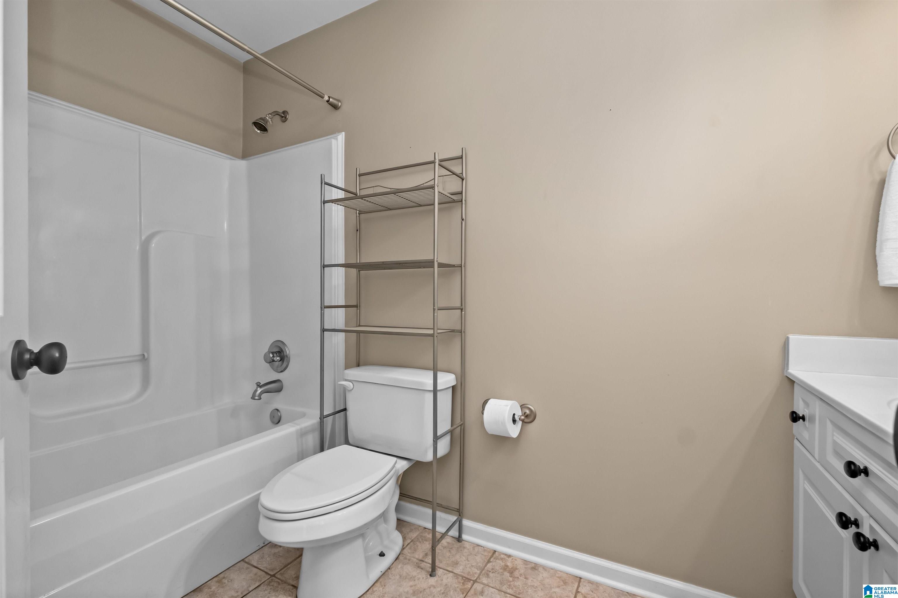 2533 Ridgemont Drive Birmingham, AL 35244 - Photo 18 of 32 Gallery Image 18