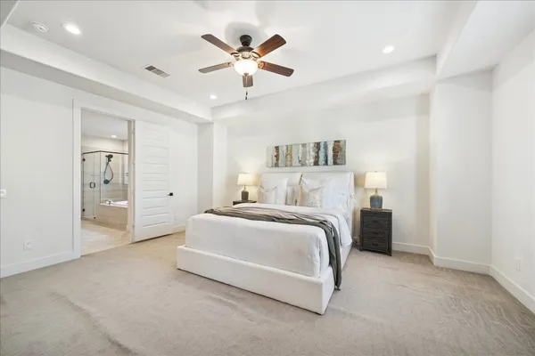 $539,999 | 1122 Thompson Street, Houston, TX 77007